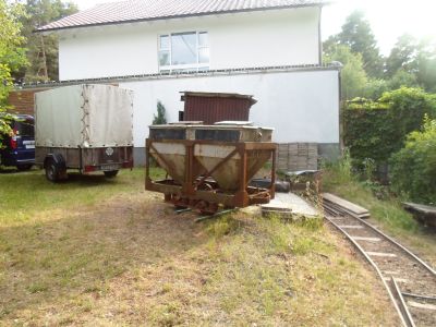 Hier der Silowagen noch nicht auf der Strecke